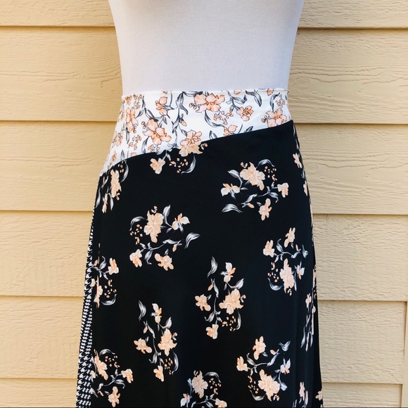 Calvin Klein Floral Patchwork Asymmetrical Skirt - Picture 4 of 7